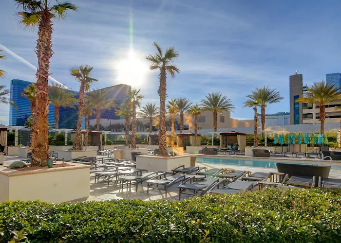 Premium Suite Mgm Signature High Flr Balcony Strip View Las Vegas